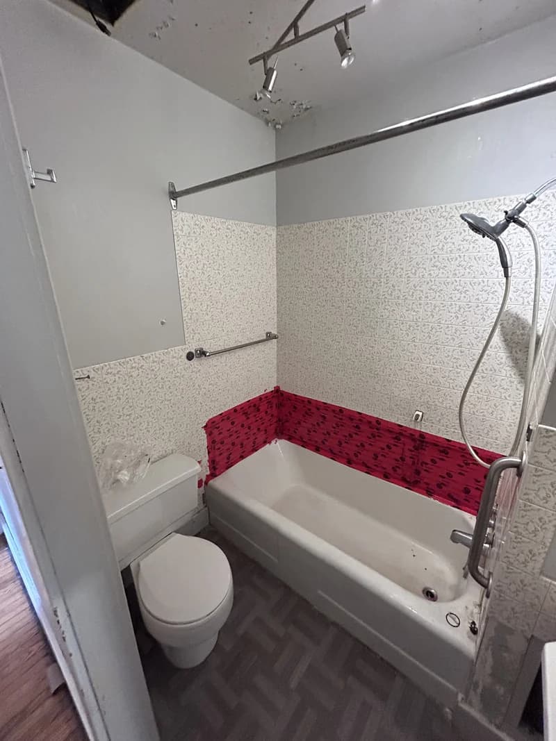 Rental bathroom renovation Chatham Ontario – initial condition
